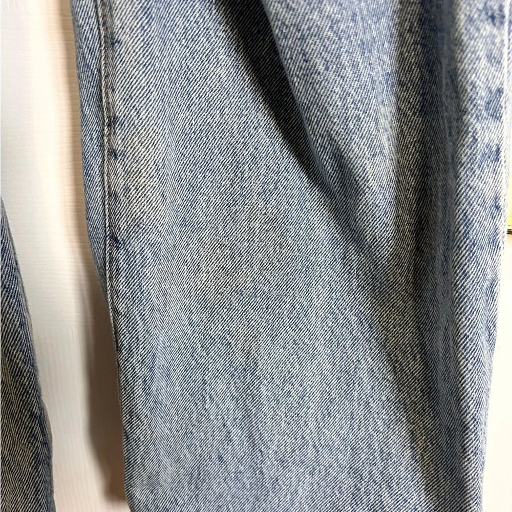Levi’s 94 Baggy Jeans Size 28 Light Wash Distressed 90s Straight Leg - Picture 5 of 5